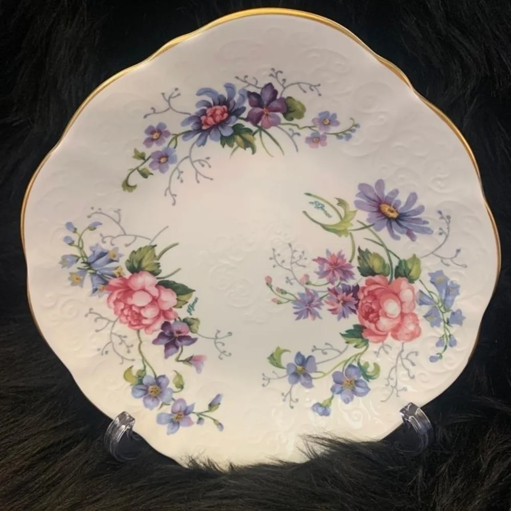 Crown Staffordshire‎ England Fine Bone China Floral Dinner Plate 7” Gold